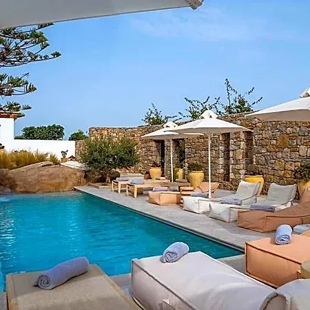 מלון Oliving Mykonos Luxury 4*
